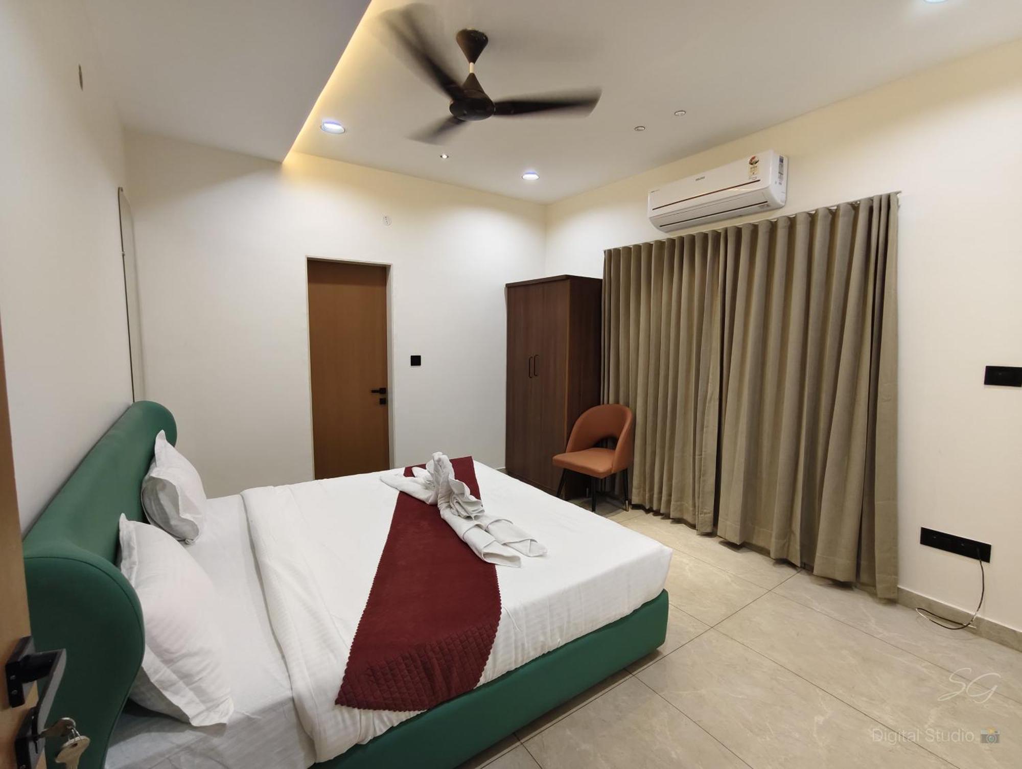 Shree Jalaram Resort Kodāe Dış mekan fotoğraf