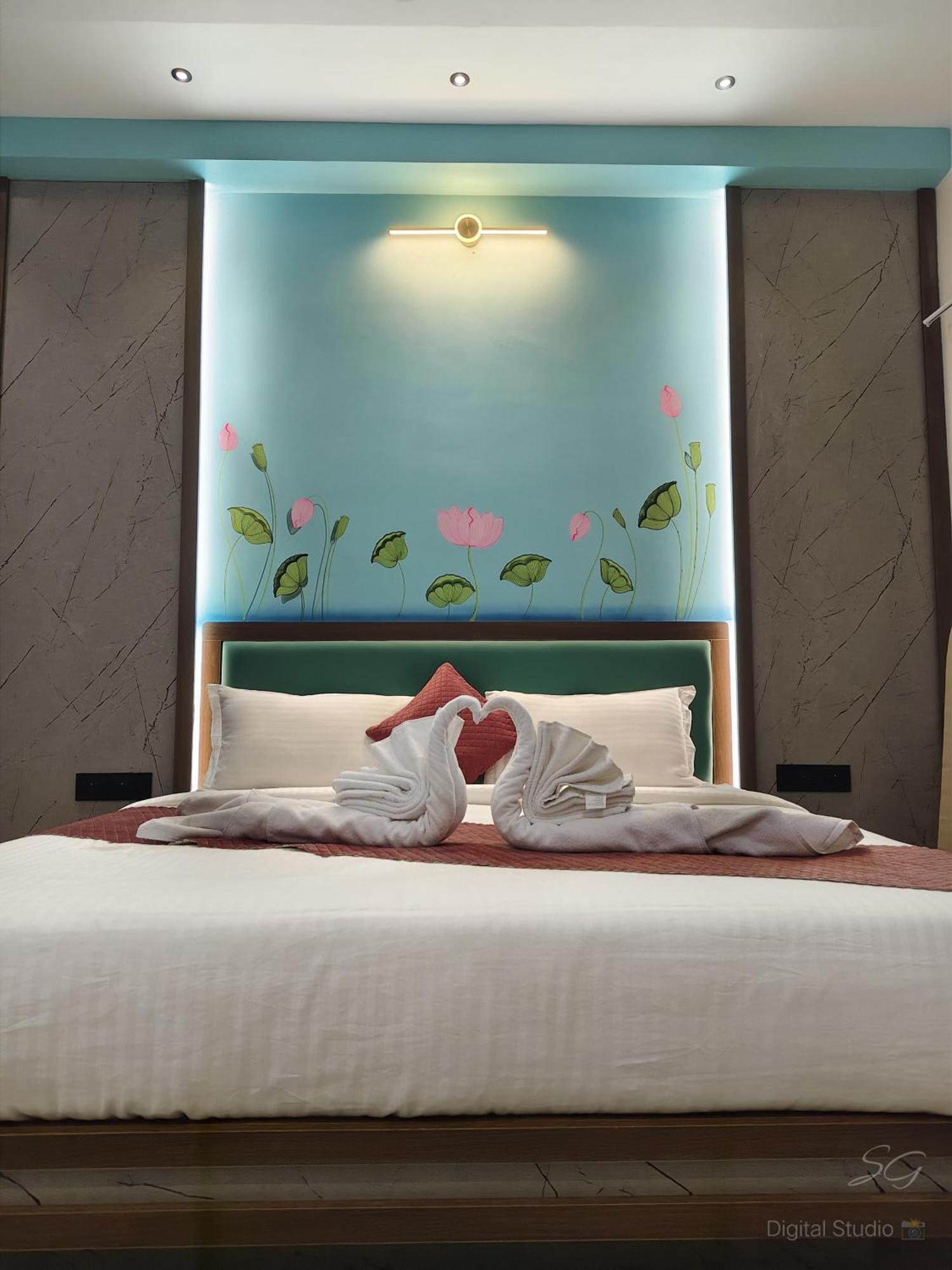Shree Jalaram Resort Kodāe Dış mekan fotoğraf