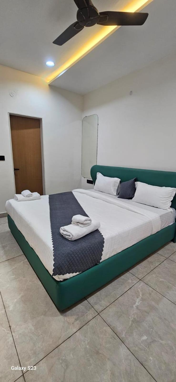 Shree Jalaram Resort Kodāe Dış mekan fotoğraf
