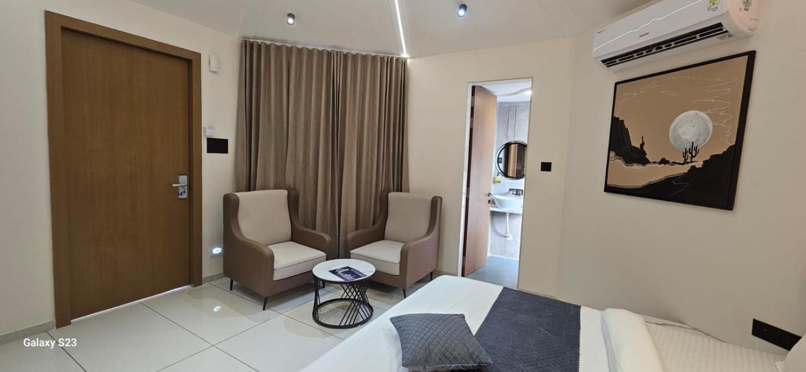 Shree Jalaram Resort Kodāe Dış mekan fotoğraf